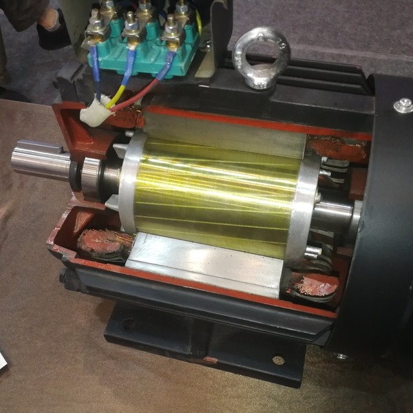 新鄉(xiāng)市恒通電機(jī)有限公司電機(jī)展會(huì)